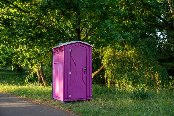 Portable Toilet Options We Offer in Lamont, CA